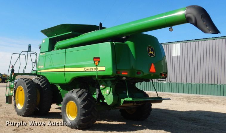 image for item DJ3027 2008 John Deere 9770 STS combine