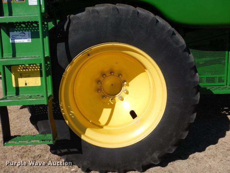 image for item DJ3027 2008 John Deere 9770 STS combine