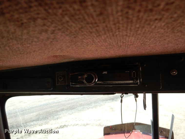 image for item DJ3028 1986 Kenworth T600A semi truck