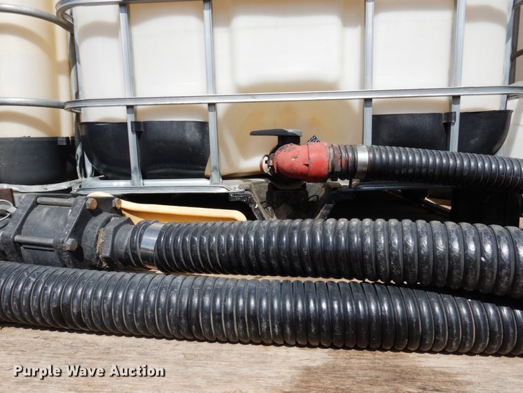 image for item DJ3029 1998 Dorsey DGTS-45 flatbed nurse tank trailer