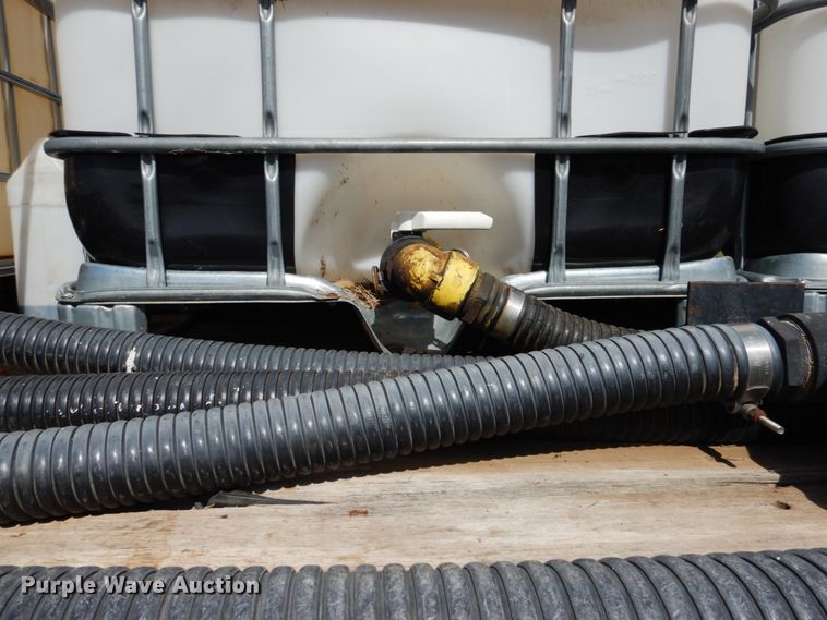 image for item DJ3029 1998 Dorsey DGTS-45 flatbed nurse tank trailer