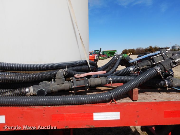 image for item DJ3029 1998 Dorsey DGTS-45 flatbed nurse tank trailer