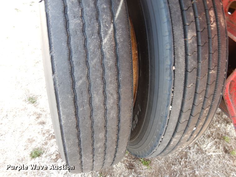 image for item DJ3029 1998 Dorsey DGTS-45 flatbed nurse tank trailer