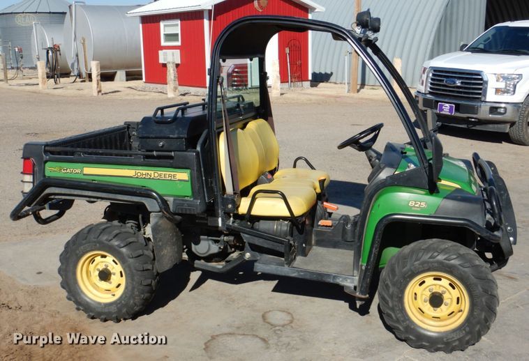 image for item DJ3030 2011 John Deere Gator 825i utility vehicle