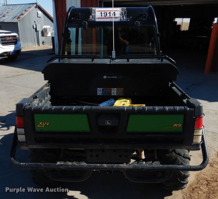 image for item DJ3030 2011 John Deere Gator 825i utility vehicle