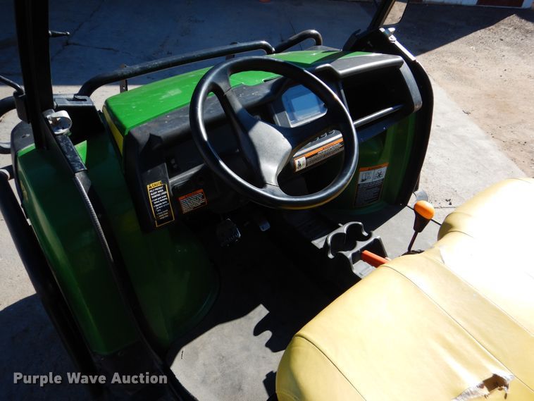 image for item DJ3030 2011 John Deere Gator 825i utility vehicle