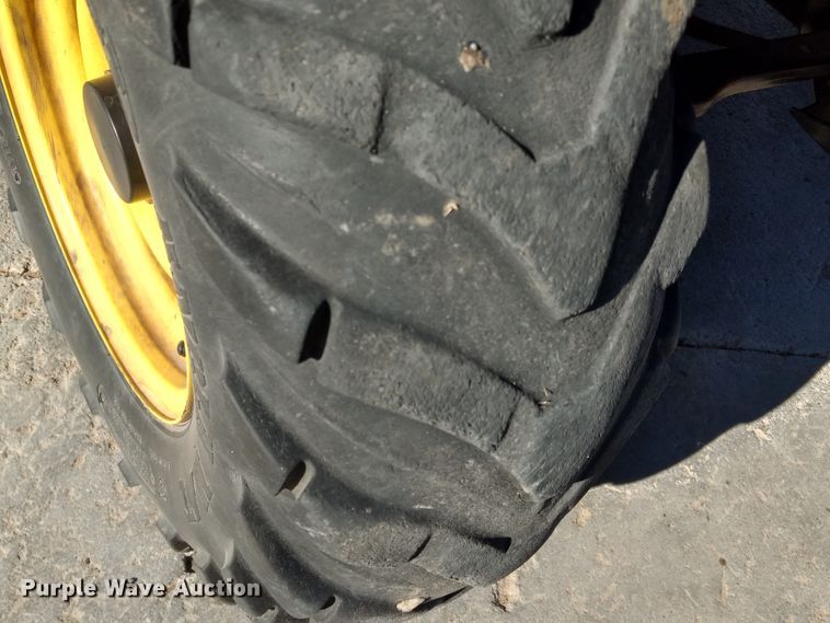 image for item DJ3030 2011 John Deere Gator 825i utility vehicle