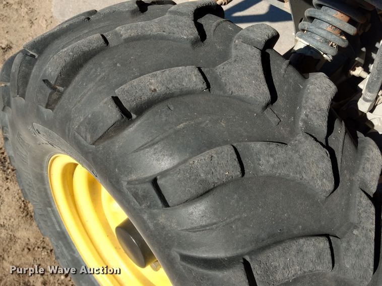 image for item DJ3030 2011 John Deere Gator 825i utility vehicle