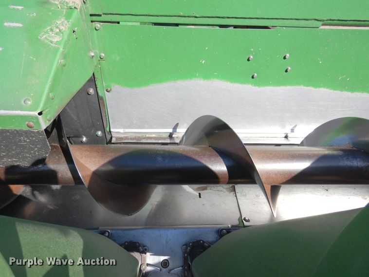 image for item DJ3033 John Deere 1293 corn head