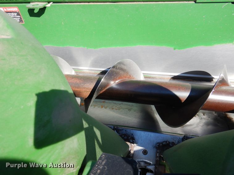 image for item DJ3033 John Deere 1293 corn head