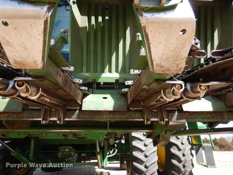 image for item DJ3033 John Deere 1293 corn head