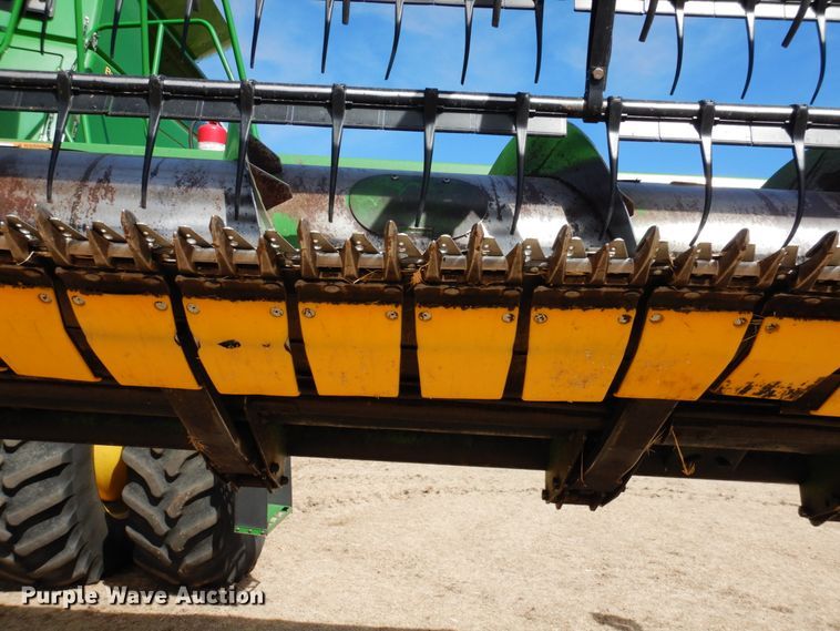 image for item DJ3034 John Deere 635 Hydraflex flex head