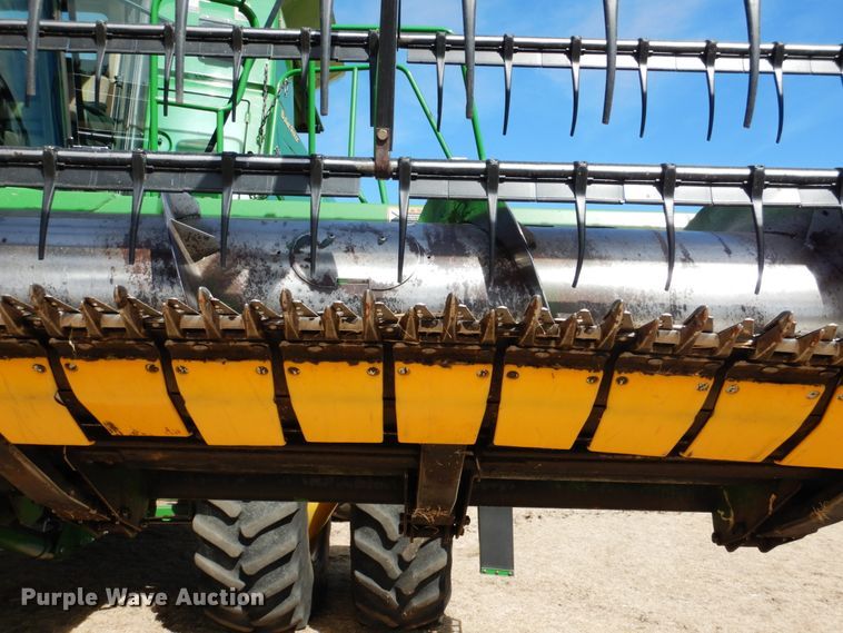 image for item DJ3034 John Deere 635 Hydraflex flex head