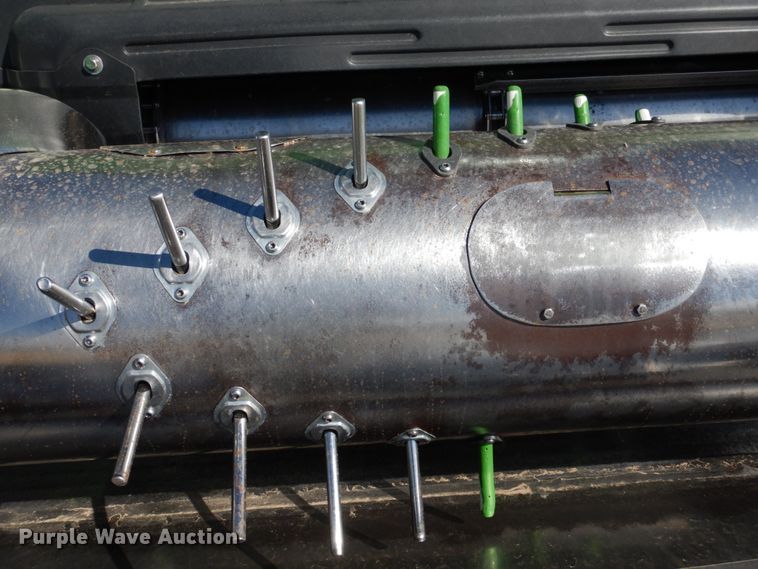 image for item DJ3035 John Deere 1253A all-crop head