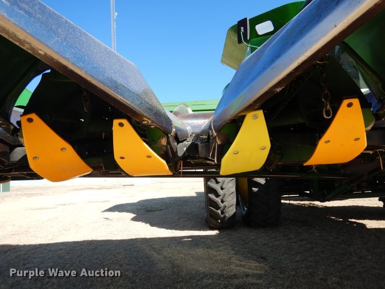 image for item DJ3035 John Deere 1253A all-crop head