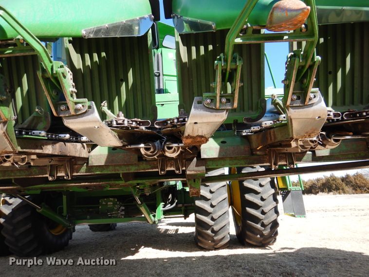 image for item DJ3036 John Deere 1293 corn head
