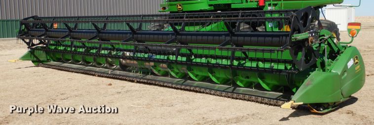 image for item DJ3037 John Deere 635 Hydraflex flex head