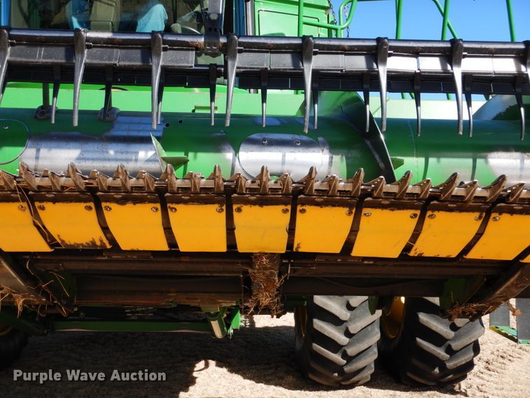 image for item DJ3037 John Deere 635 Hydraflex flex head