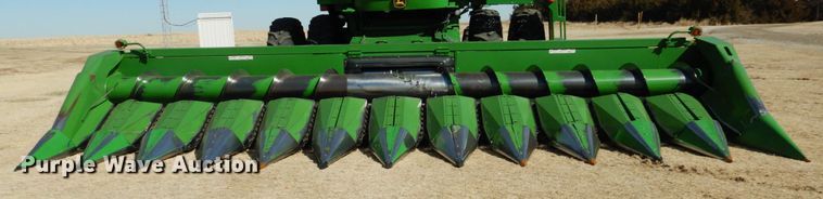 image for item DJ3038 John Deere 1253A all-crop head
