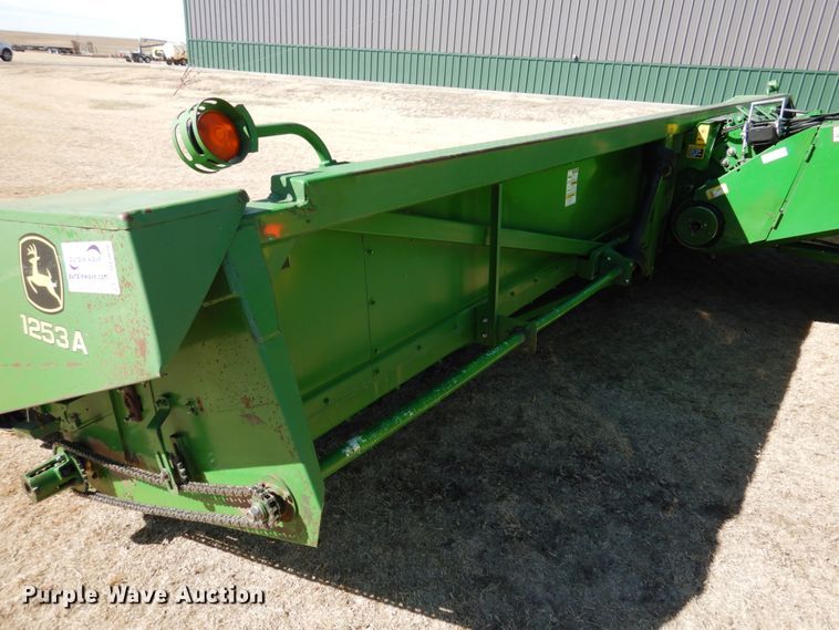 image for item DJ3038 John Deere 1253A all-crop head