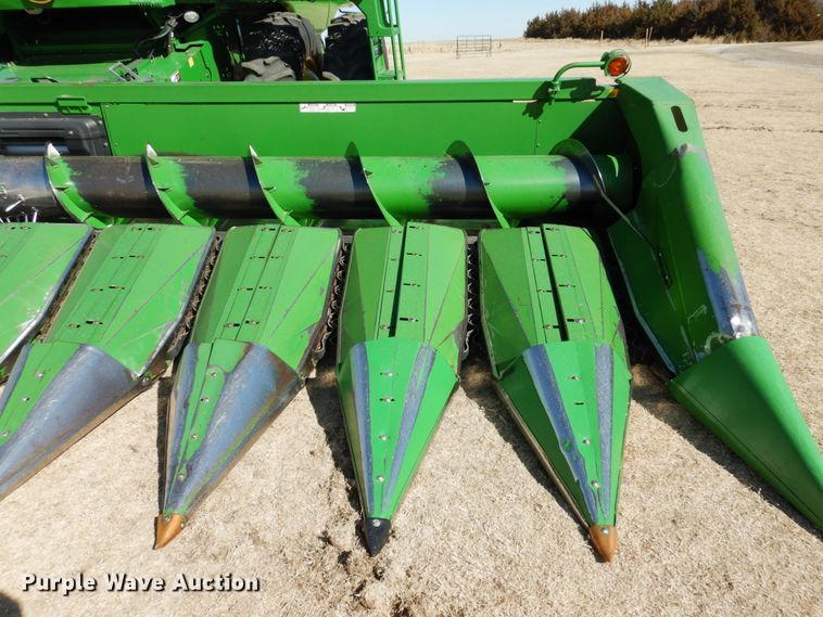 image for item DJ3038 John Deere 1253A all-crop head