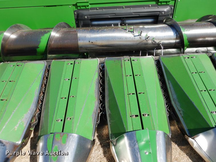 image for item DJ3038 John Deere 1253A all-crop head