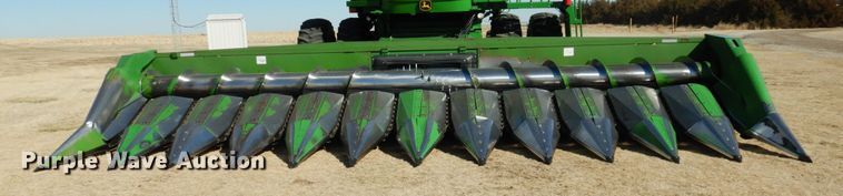 image for item DJ3039 John Deere 1253A all-crop head