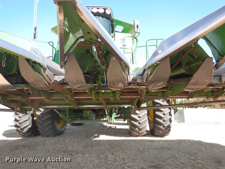 image for item DJ3039 John Deere 1253A all-crop head