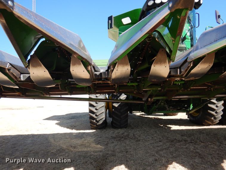 image for item DJ3039 John Deere 1253A all-crop head