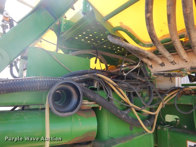 image for item DJ3041 2005 John Deere 1770NT CCS no-till planter