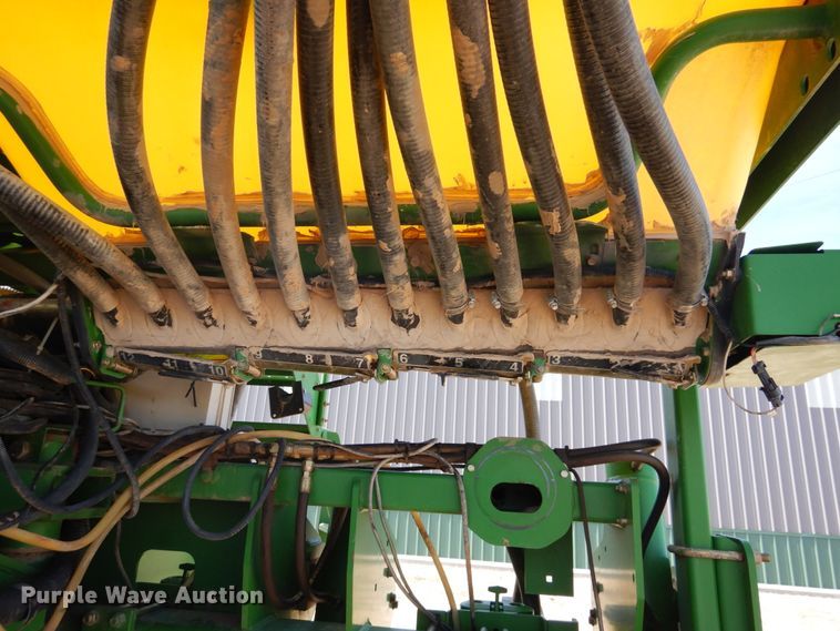 image for item DJ3041 2005 John Deere 1770NT CCS no-till planter