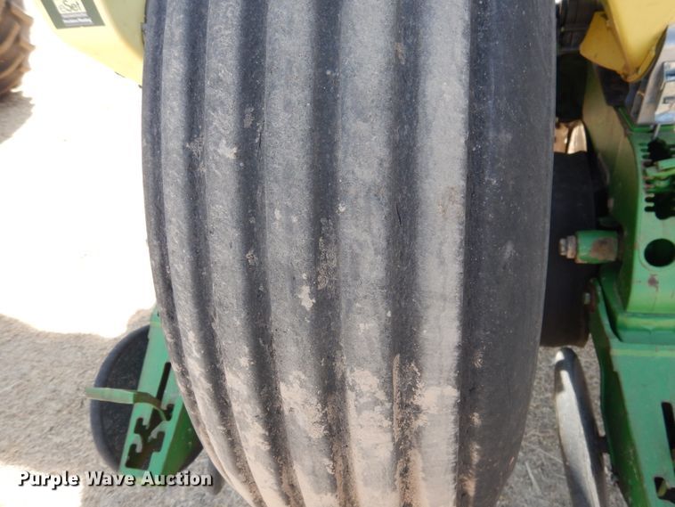 image for item DJ3041 2005 John Deere 1770NT CCS no-till planter