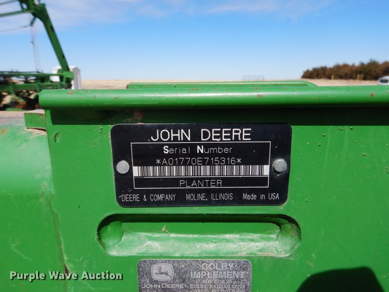 image for item DJ3041 2005 John Deere 1770NT CCS no-till planter