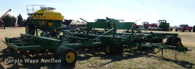 image for item DJ3043 2008 John Deere 1895 no-till air seeder