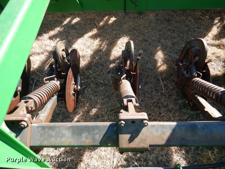 image for item DJ3043 2008 John Deere 1895 no-till air seeder