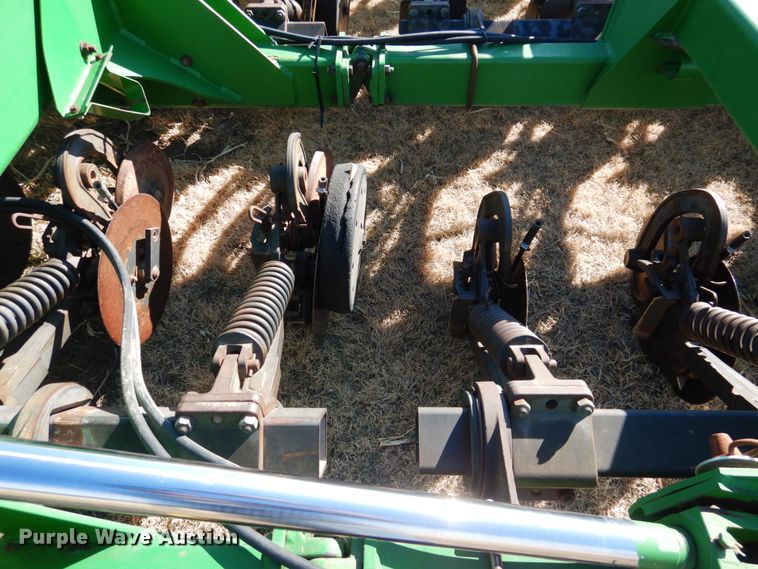image for item DJ3043 2008 John Deere 1895 no-till air seeder