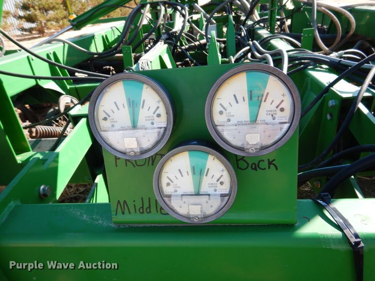 image for item DJ3043 2008 John Deere 1895 no-till air seeder
