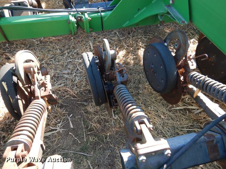 image for item DJ3043 2008 John Deere 1895 no-till air seeder