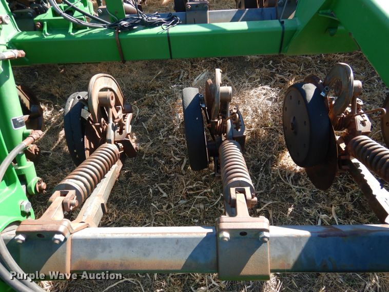 image for item DJ3043 2008 John Deere 1895 no-till air seeder