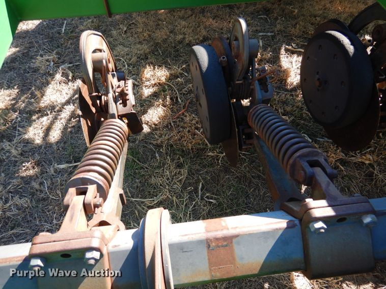 image for item DJ3043 2008 John Deere 1895 no-till air seeder