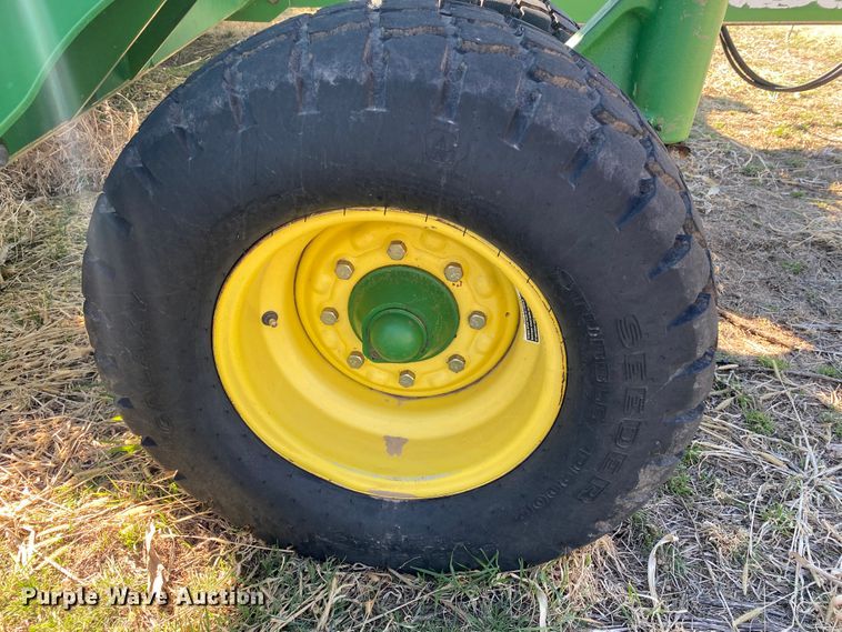 image for item DJ3043 2008 John Deere 1895 no-till air seeder