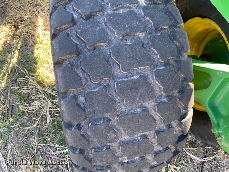 image for item DJ3043 2008 John Deere 1895 no-till air seeder