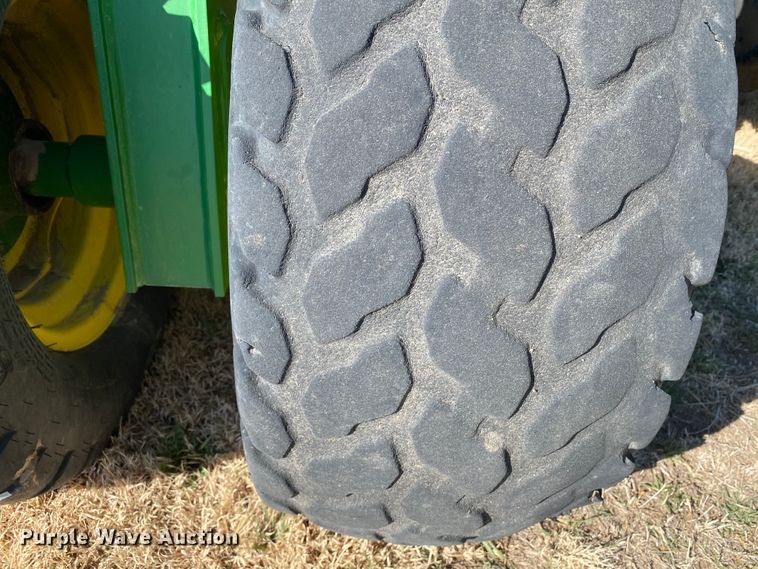 image for item DJ3043 2008 John Deere 1895 no-till air seeder