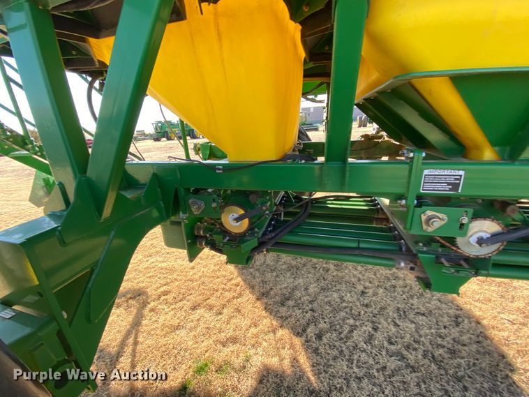 image for item DJ3043 2008 John Deere 1895 no-till air seeder