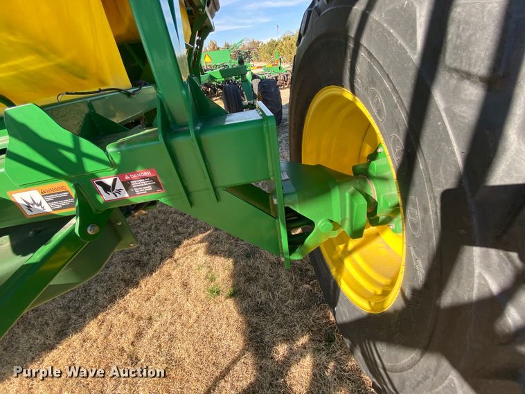 image for item DJ3043 2008 John Deere 1895 no-till air seeder
