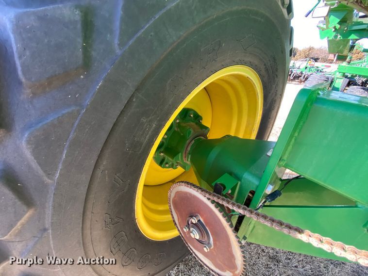 image for item DJ3043 2008 John Deere 1895 no-till air seeder