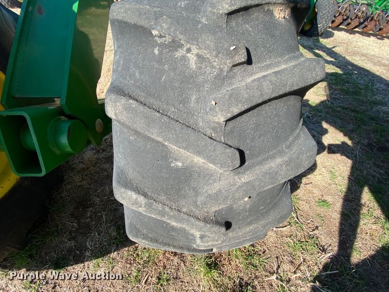 image for item DJ3043 2008 John Deere 1895 no-till air seeder