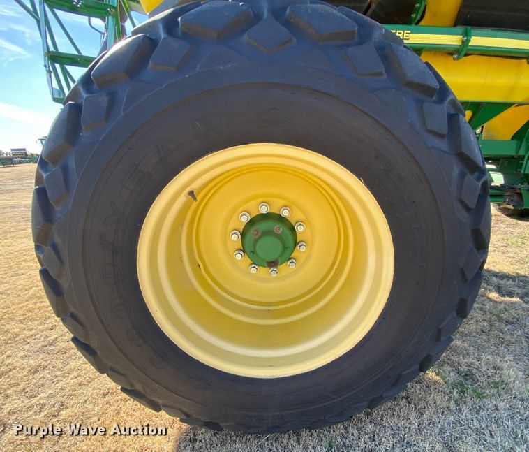 image for item DJ3043 2008 John Deere 1895 no-till air seeder