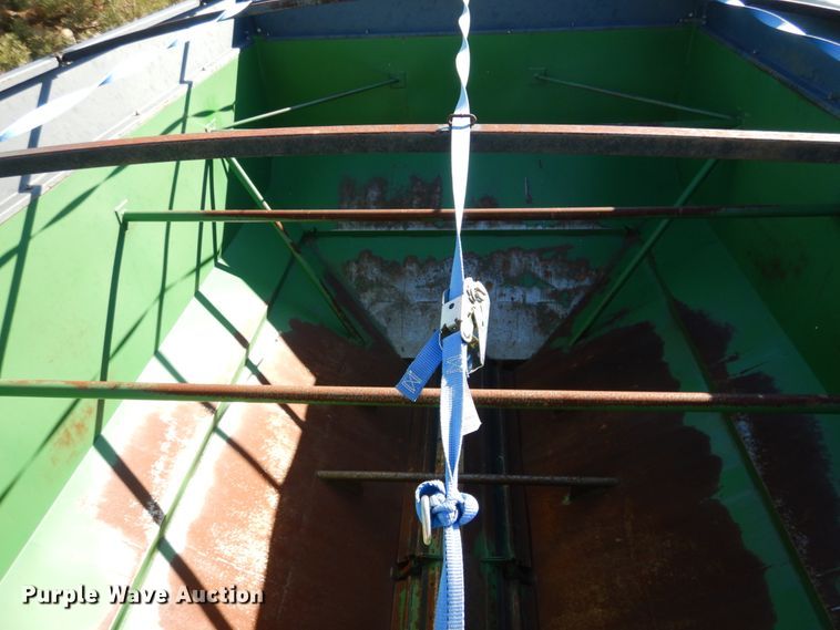 image for item DJ3046 John Deere 650 grain cart
