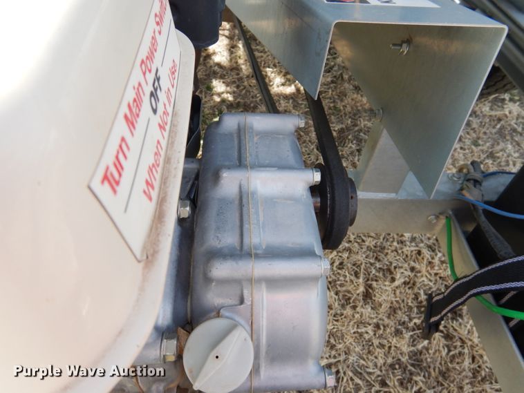 image for item DJ3052 ADS bulk seed buggy